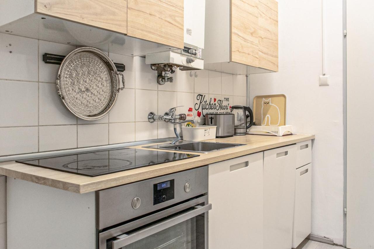 Joyful 2br Apt. @ Millenium Tower And The Danube
