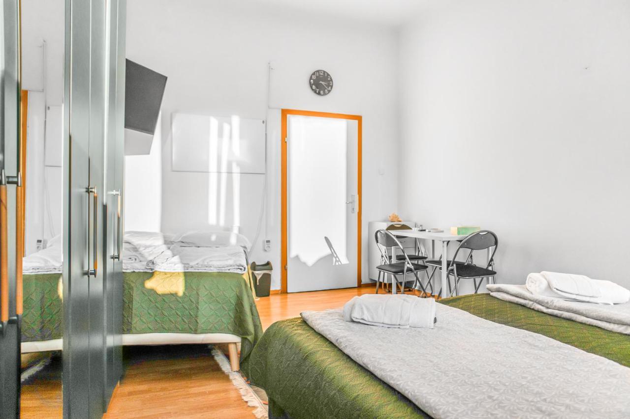 Apartment Joyful 2br Apt. @ Millenium Tower And The Danube Vienna