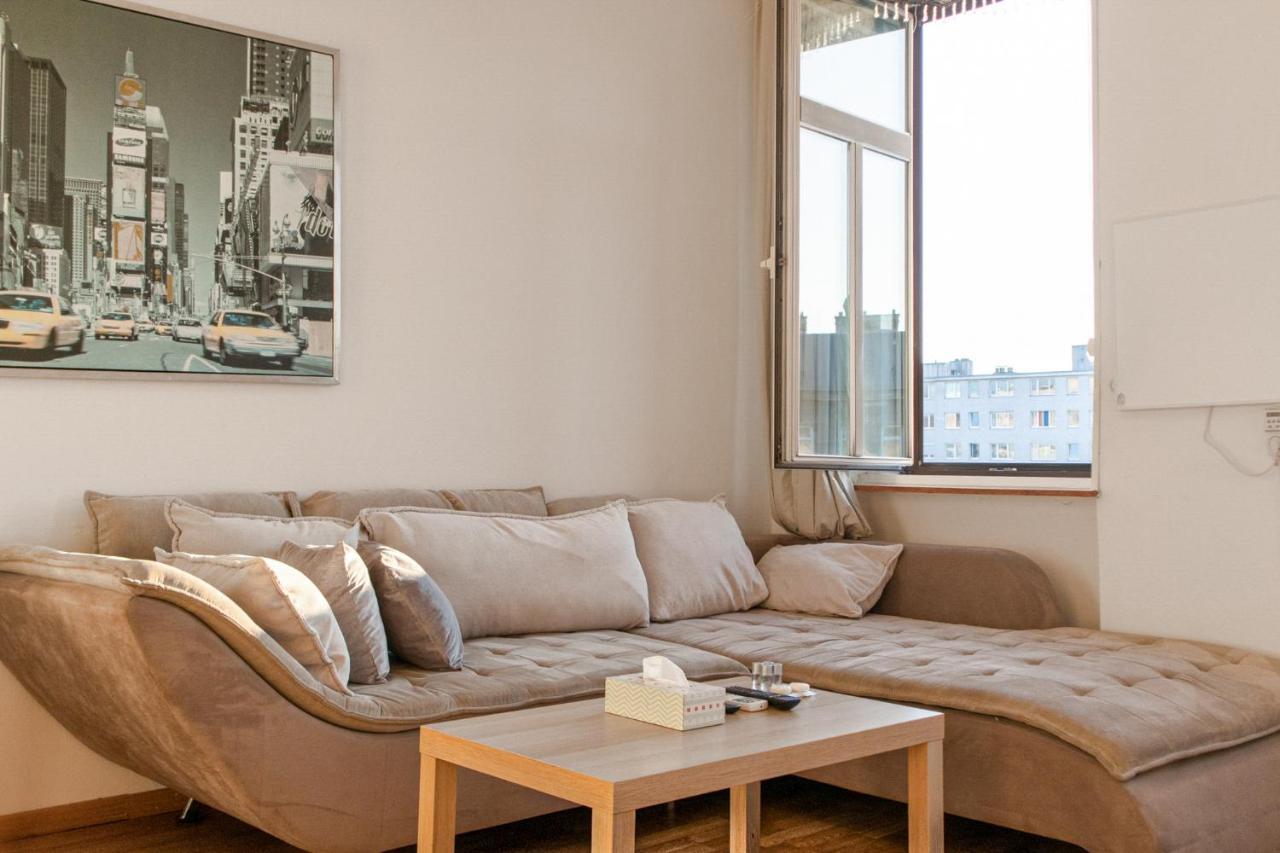 Joyful 2br Apt. @ Millenium Tower And The Danube