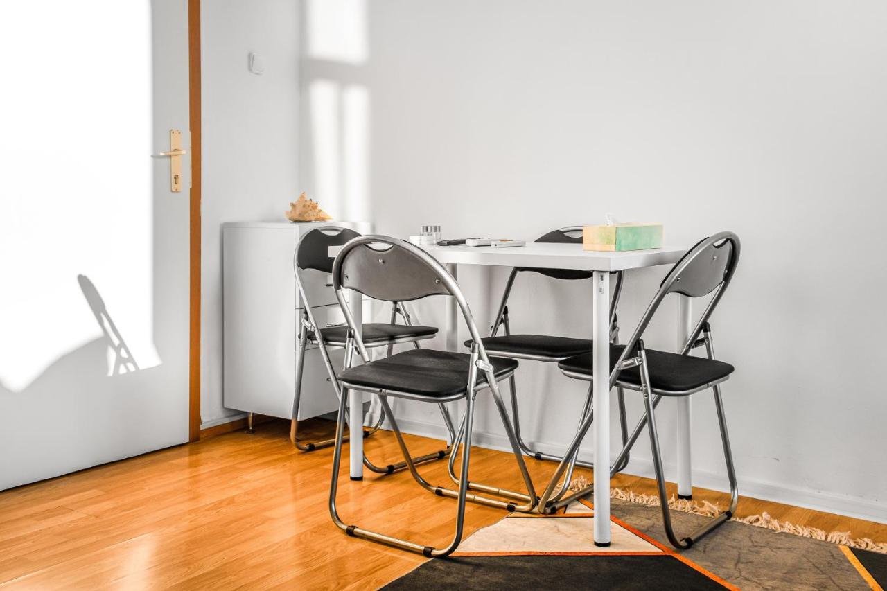 Joyful 2br Apt. @ Millenium Tower And The Danube Vienna